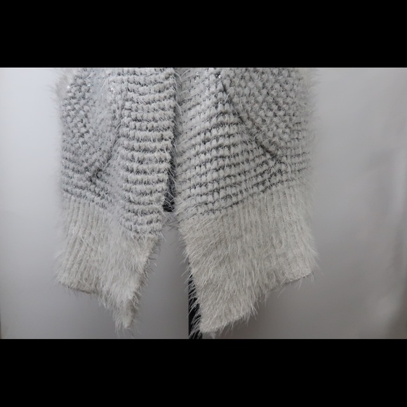 Xoxo Women’s open front cardigan Sweater Sz Medium - Picture 5 of 11